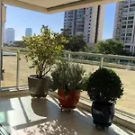 Loft Moderno - High Security And Garage Shoppings