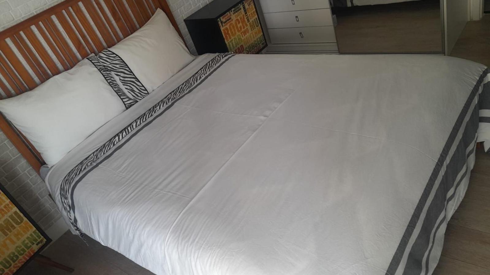 Loft Moderno - High Security And Garage Shoppings